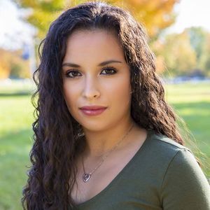 Meet your Posher, Karina